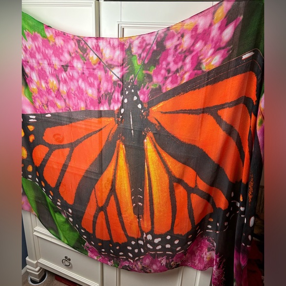 Threads 4 Thought Extra large modal scarf Monarch, butterfly, endangered species - Picture 4 of 7